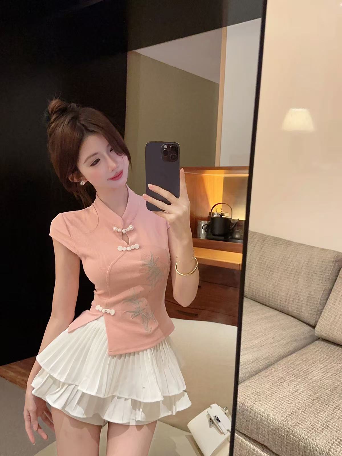 Elara Bamboo Pearl Top