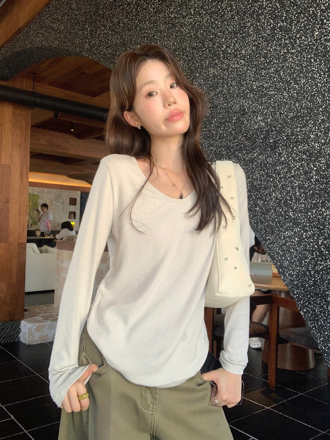 Elise Soft V-Neck Top