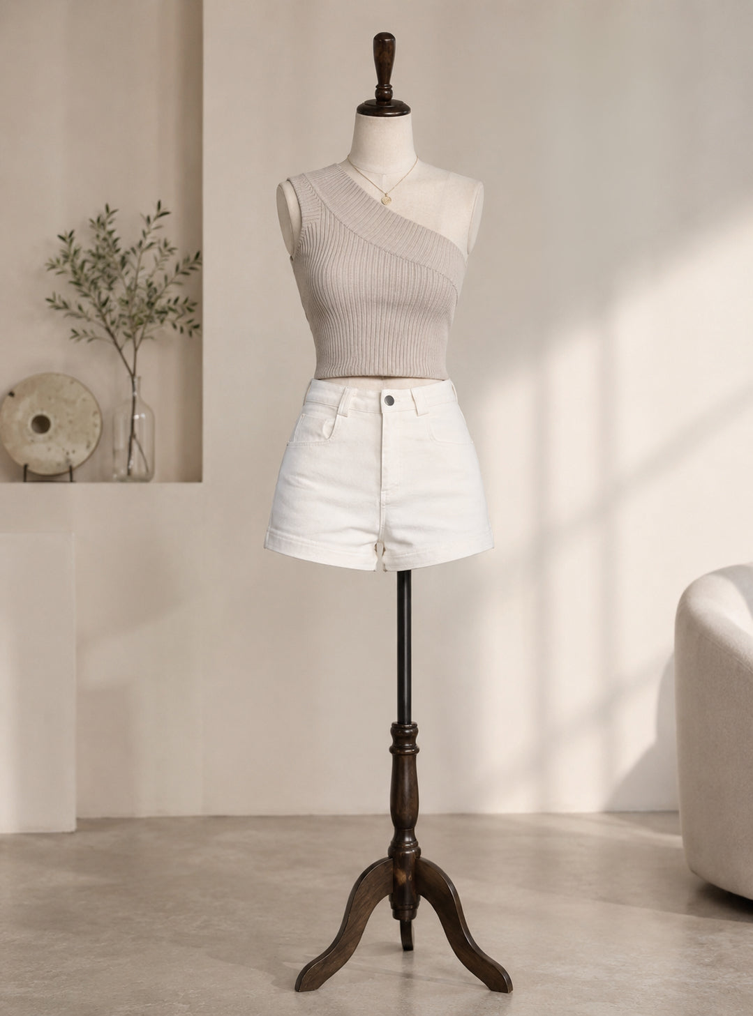 Luna Short