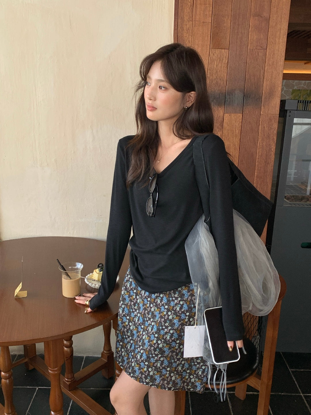 Elise Soft V-Neck Top