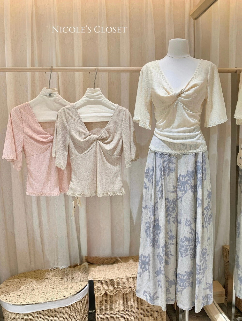 Amora Twist Lace Top
