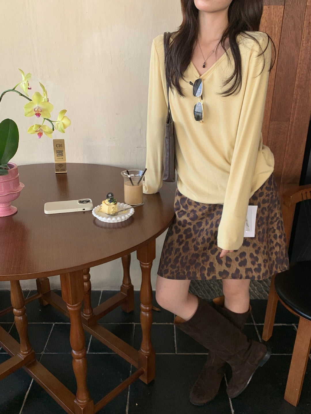 Elise Soft V-Neck Top